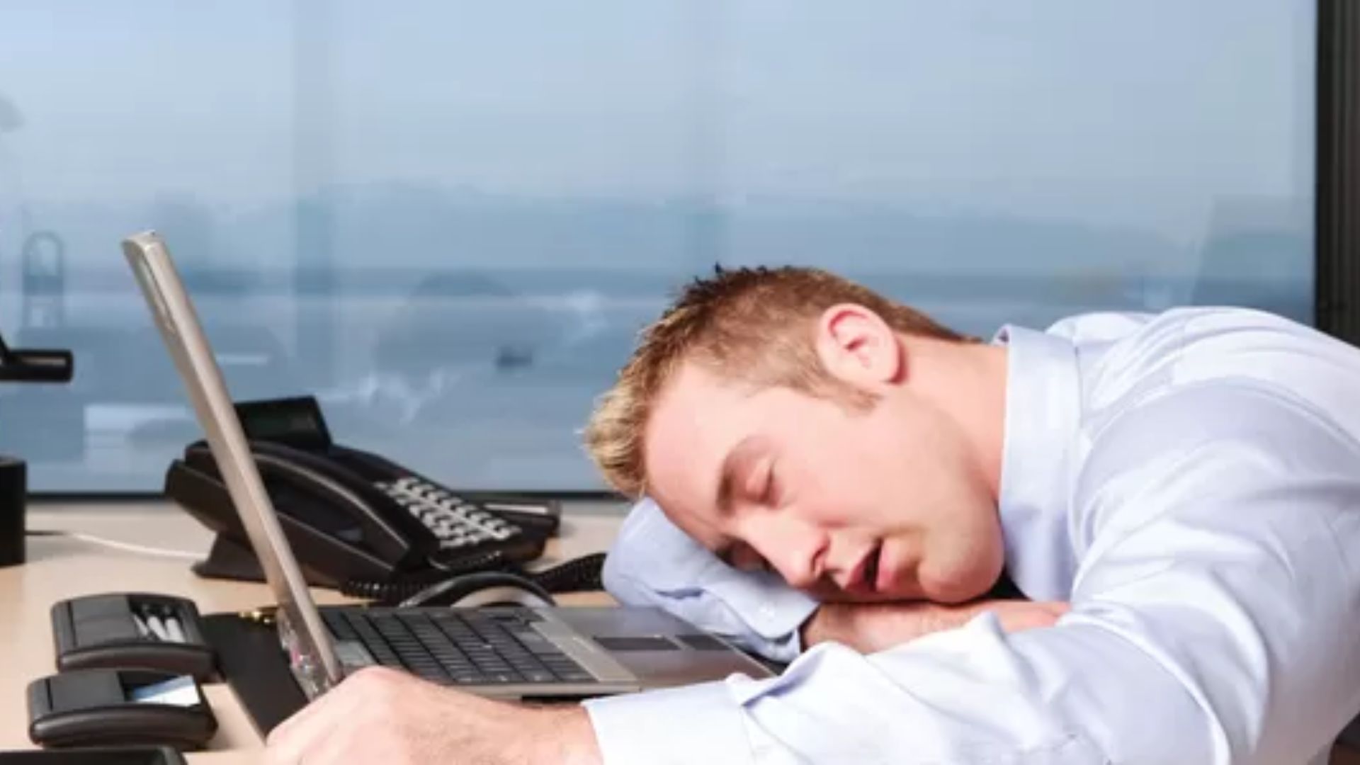 A falta de pausas no trabalho pode aumentar o valor das ações trabalhistas. Entenda como isso pode impactar sua situação.
